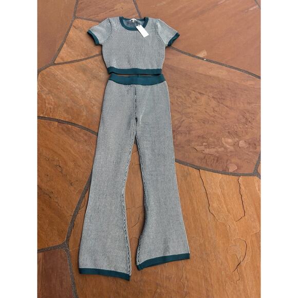 Pretty Garbage Knit Set Flared Pants and Crop Top Green ES NWT Medium - Picture 1 of 3
